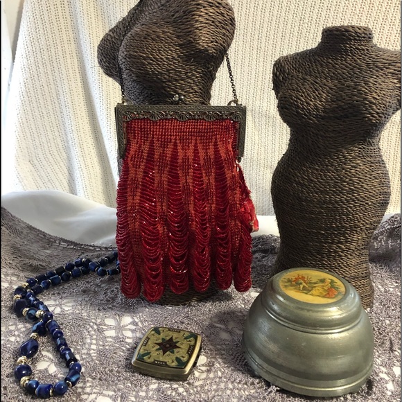 Meet your Posher, Tina - Picture 2 of 4